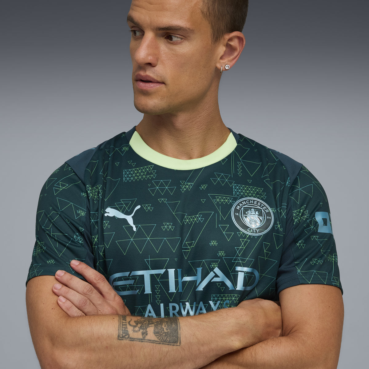 Camiseta Oficial Puma x EA Sports Manchester City FC Fourth Shirt 2025/26 – Edición Especial
