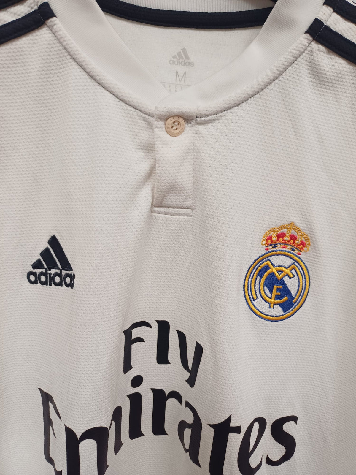 Camiseta Adidas Real Madrid Primera Equipación 2018/2019 Versión Fan - Blanca - Talla M