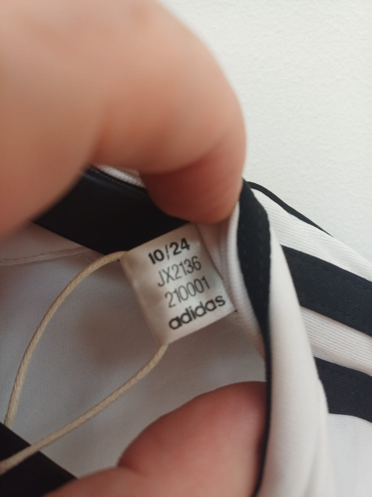 Camiseta Real Madrid Local 2024/2025 Adidas Talla M (75 cm Largo) - Código Original IU5011