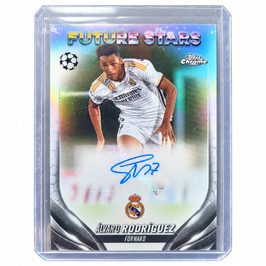 Carta Topps Chrome UEFA 2022/23: Álvaro Rodríguez Future Stars Autograph Card (Real Madrid