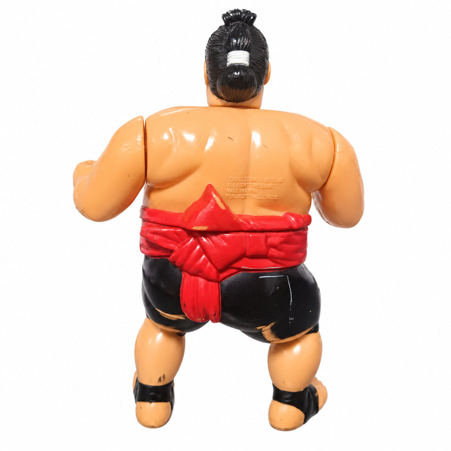 Figura WWE/WWF Hasbro 1993: Yokozuna Serie 6 Red Belt Attire
