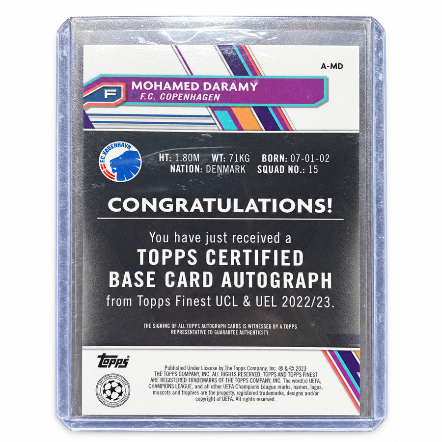 Carta Topps Finest UCL & UEL 2022/23: Mohamed Daramy Base Card Autograph Variation (F.C. Copenhagen)