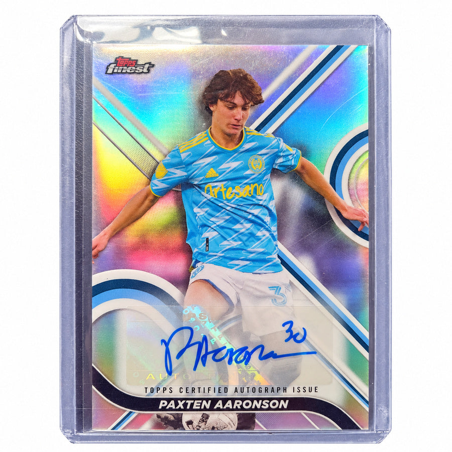 Carta Topps Finest MLS 2022: Paxten Aaronson Autograph Refractor Card #17 (Philadelphia Union)