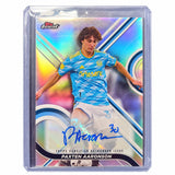 Carta Topps Finest MLS 2022: Paxten Aaronson Autograph Refractor Card #17 (Philadelphia Union)